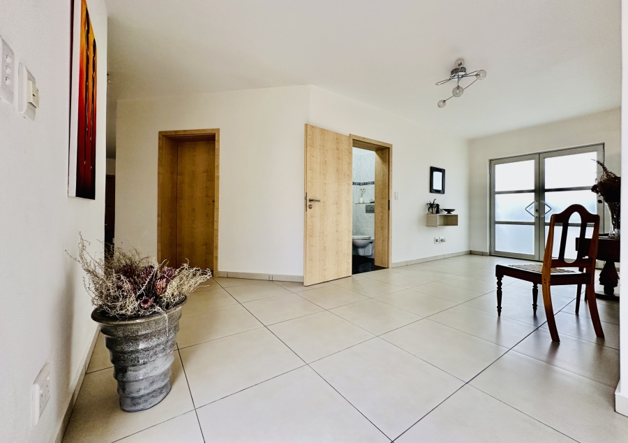 5 Bedroom Property for Sale in Vermont Western Cape